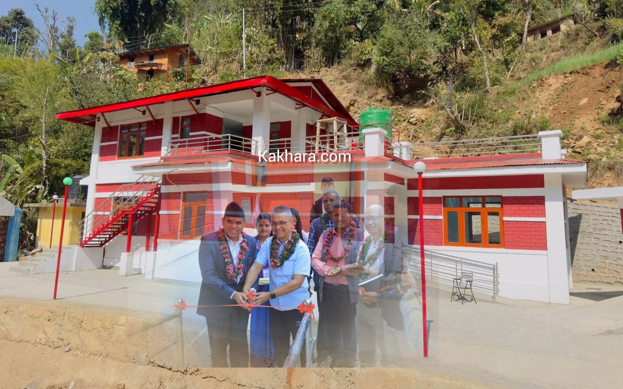 अर्मामा बन्याे २ करोड १७ लाख लागतमा सुविधा सम्पन्न स्वास्थ्य चौकी  भवन