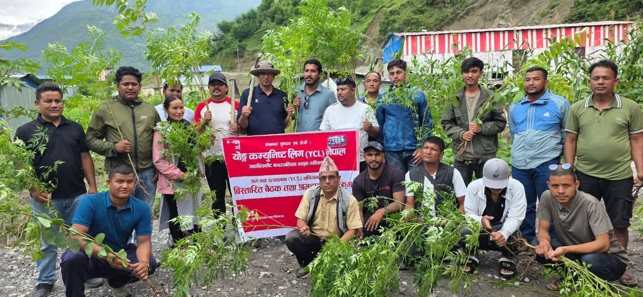 श्रम तथा उत्पादनमा वाइसीयल अभियान: आठबिसकोटमा वृक्षारोपण र सरसफाइ