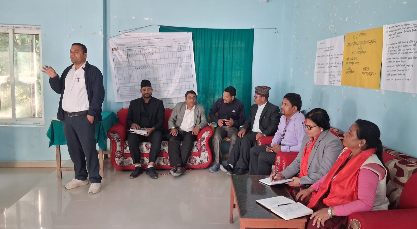 आठबीसकोट नगर अस्पताल राडीको निरीक्षण