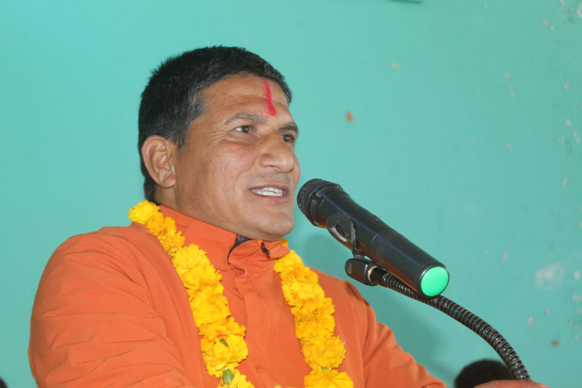 सकारात्मक विषय समाजकाे चासाे बन्न सकेकाे छैन: सांसद केसी