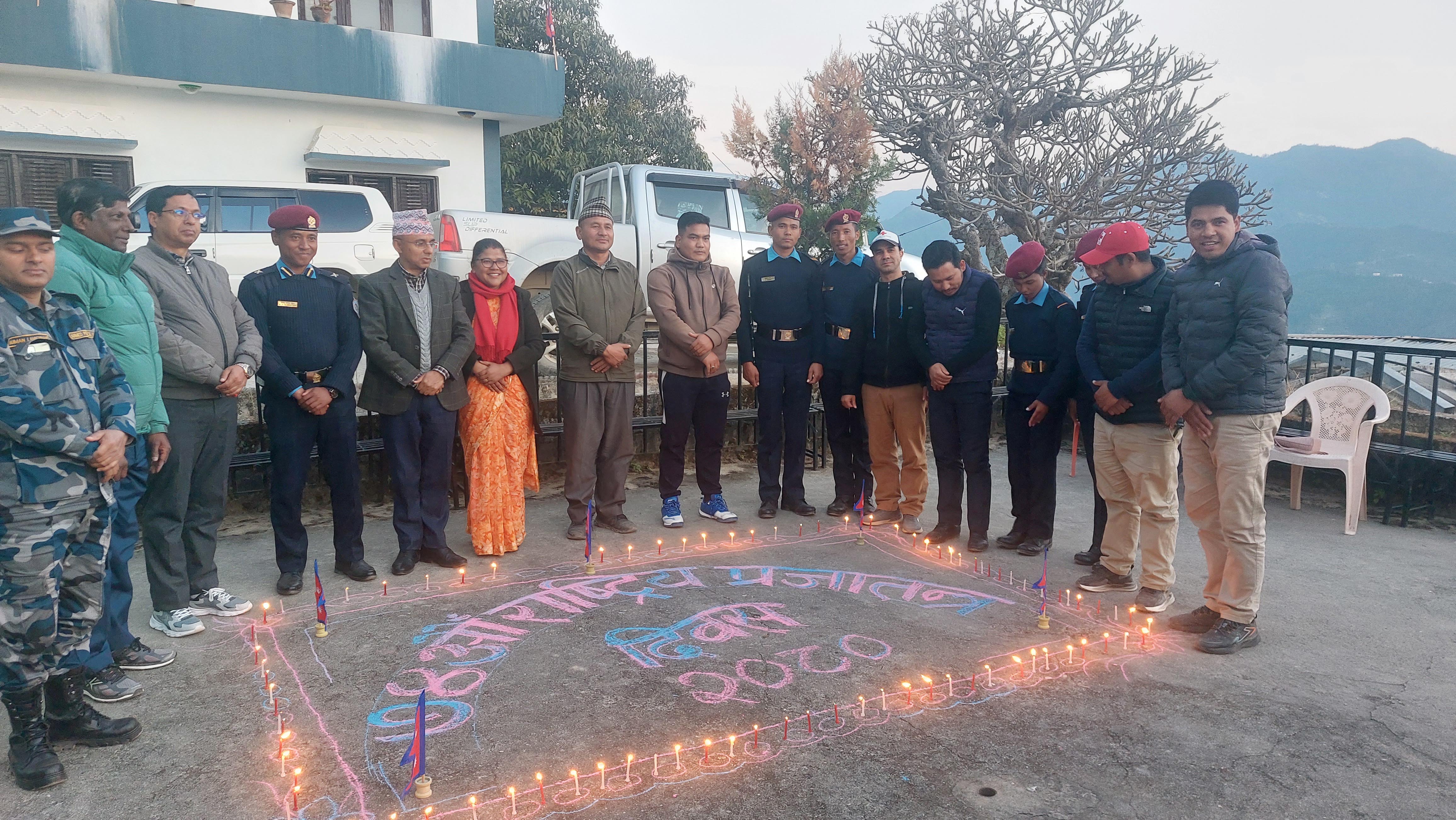 प्रजातन्त्र दिवसमा रुकुम पश्चिममा दीप प्रज्वलन