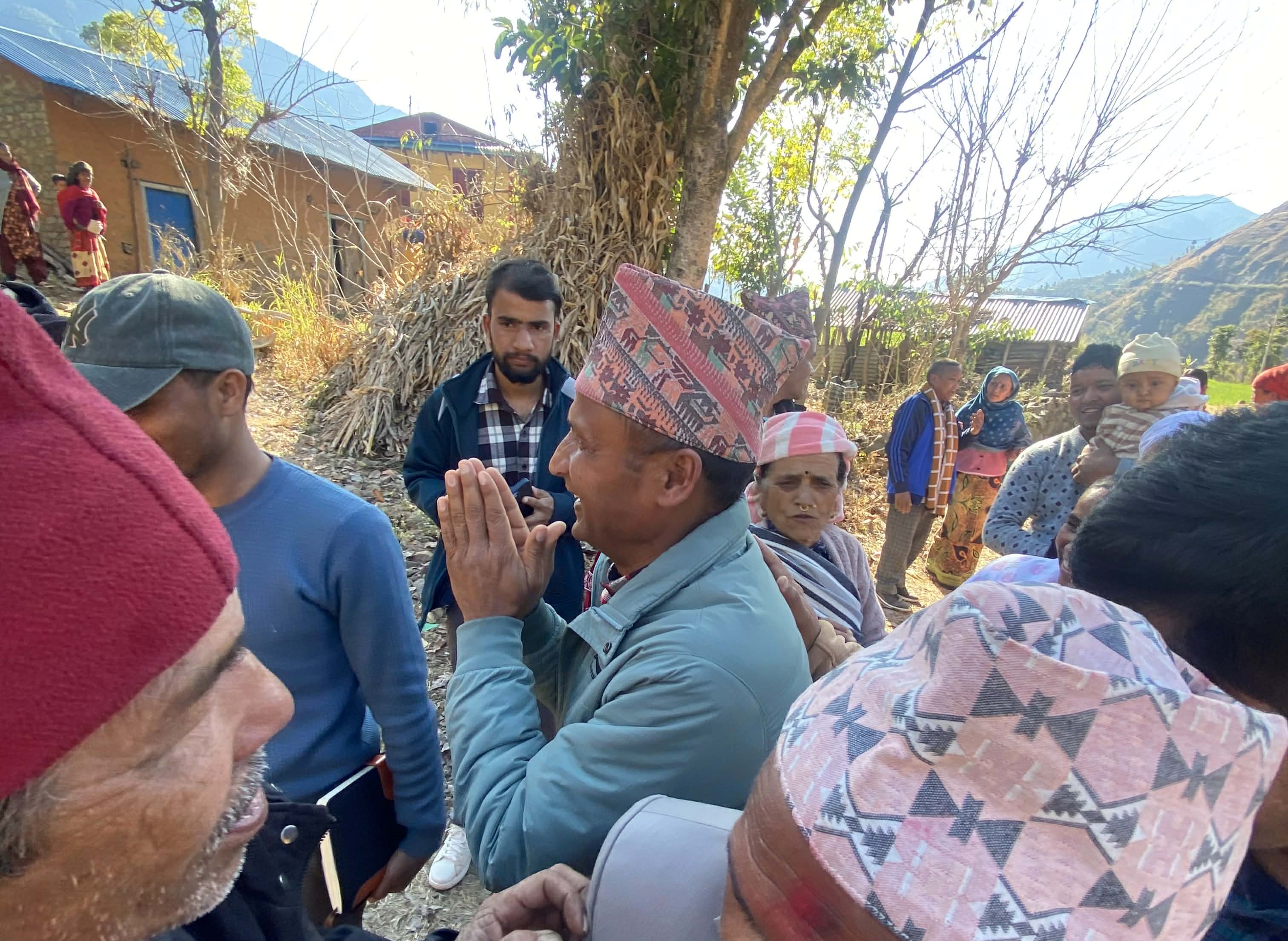 निर्वाचन जितेपछि मात्रै खादा,माला लगाउने  नेकपा उम्मेदवार शर्माकाे घाेषणा