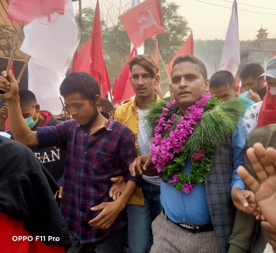 आठबीसकोटमा माओवादीका रवि र धनकुमारीको उम्मेदवारी