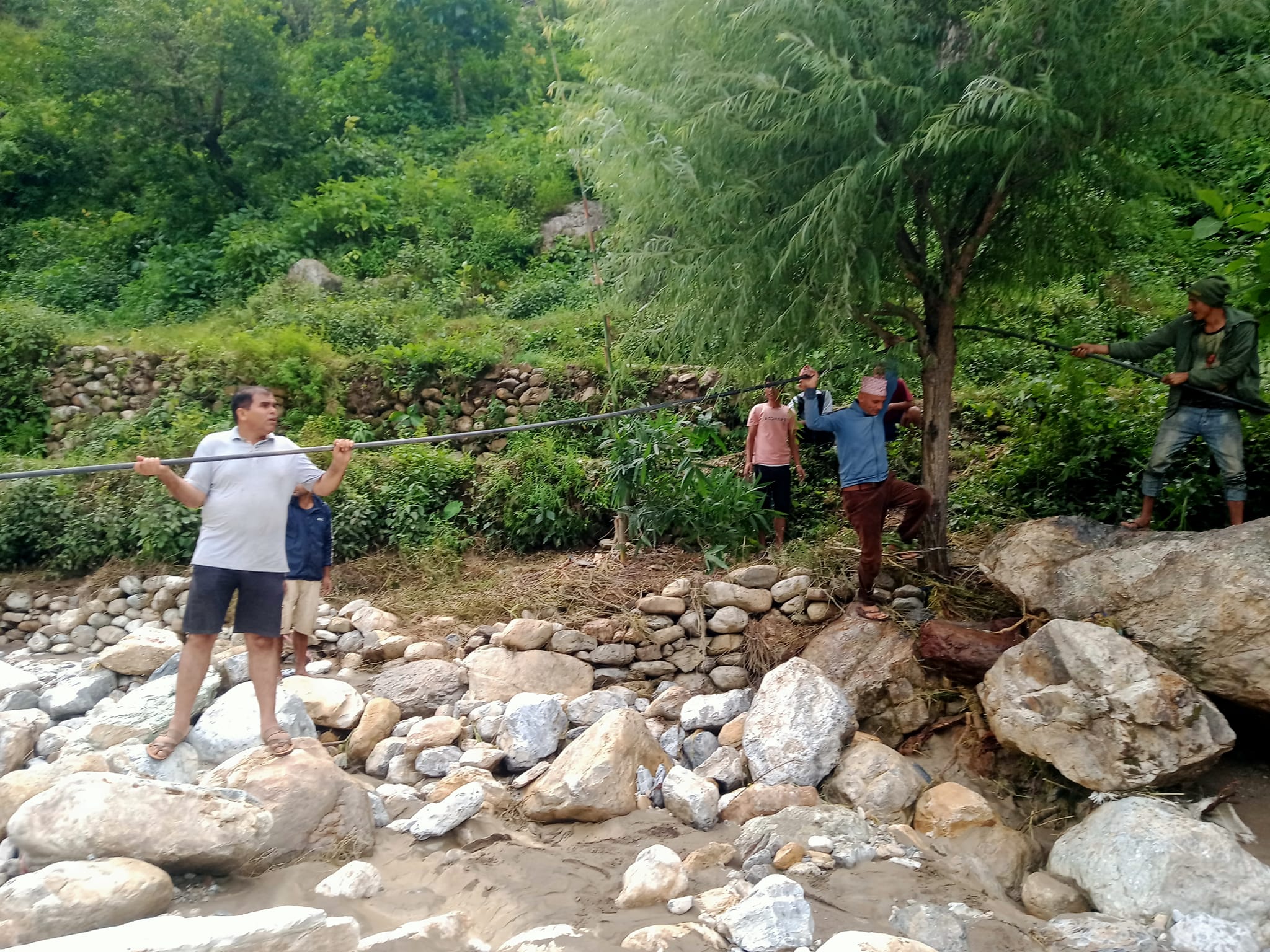 सानीभेरी ३ का ३ सय परिवार खानेपानीको समस्यामा 