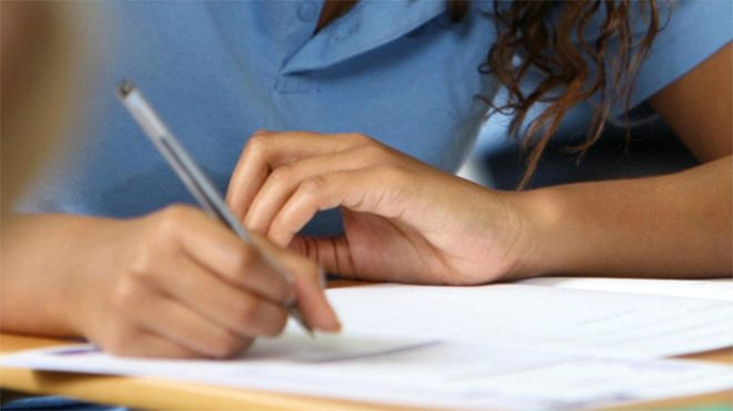 कक्षा १२ को परीक्षा सुरु, रुकुम पश्चिममा पहिलो दिन ३३ सय ९१ जना परीक्षार्थी सहभागी 