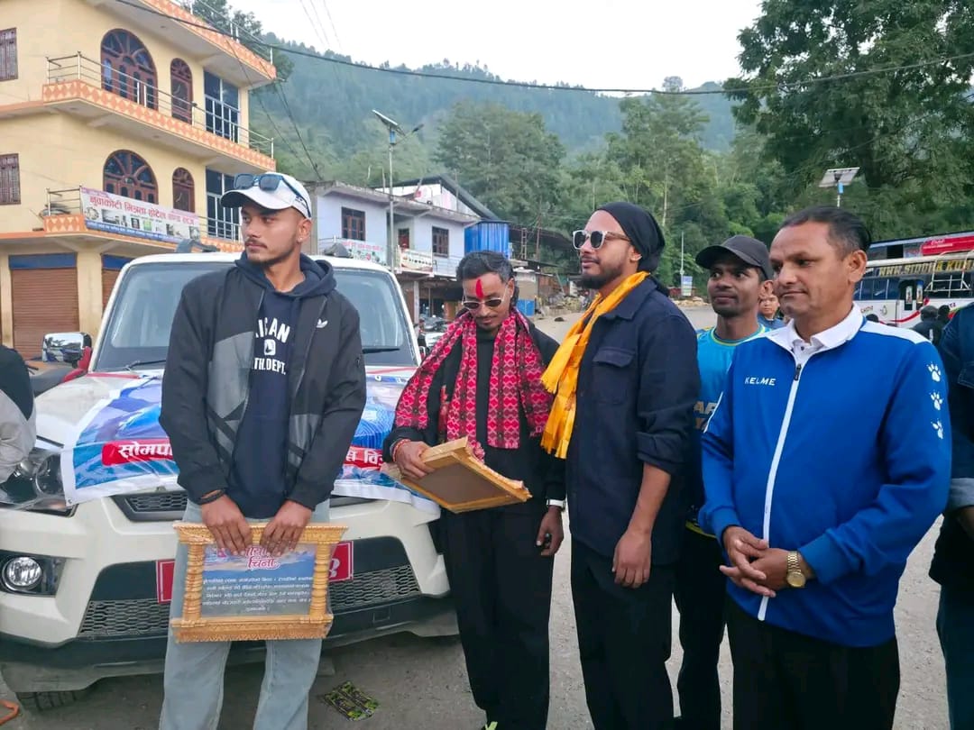 क्रिकेटर सोमपाल र युनिसलाई रुकुम पश्चिममा स्वागत