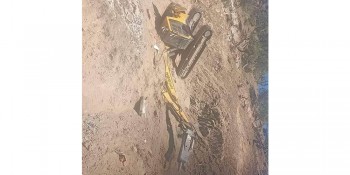 आठबीसकोटको साजेबगरमा स्काभेटर दुर्घटना हुँदा चालक घाइते 