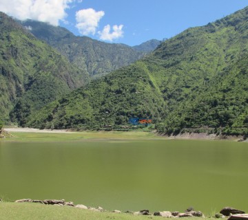 स्यार्पुमा होली मेला लाग्ने 