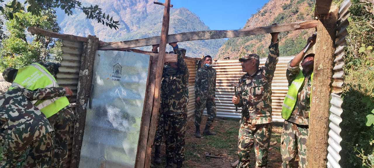 अस्थायी आवास निर्माण गर्न रुकुम पश्चिममा सेना परिचालन, भोली देखि सशस्त्र प्रहरी पनि परिचालन गरिने