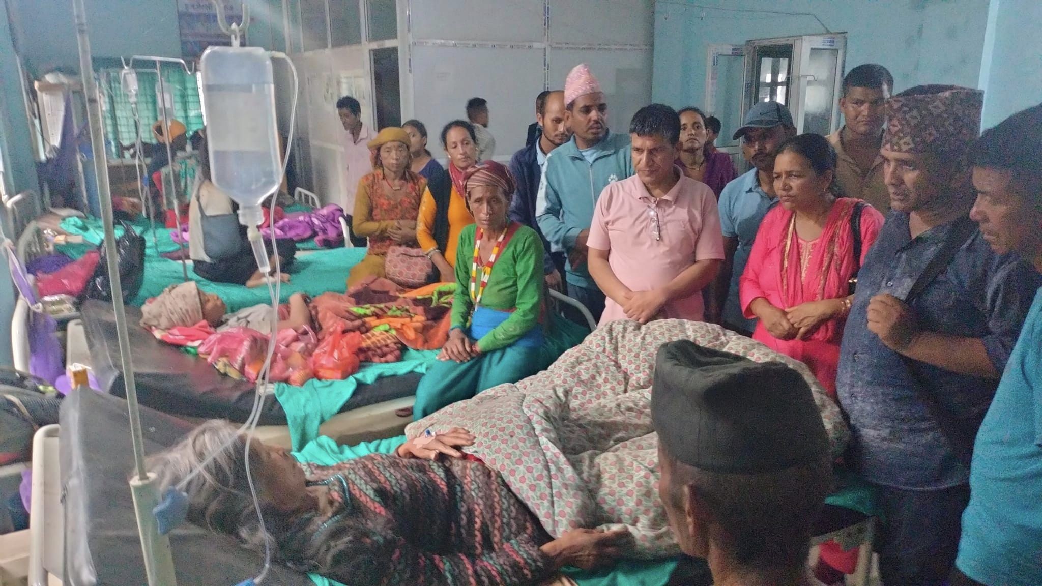 बाढी प्रभावित क्षेत्रमा मन्त्री केसीको स्थलगत निरीक्षण, पीडितलाई तत्काल रातहको व्यवस्था गर्ने प्रतिवद्धता