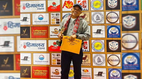 राम बि पुन बने सर्वोत्कृष्ट सुगम सङ्गीत नव मोडल