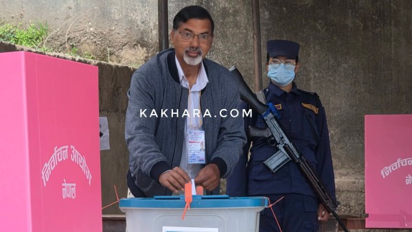 जनार्दन शर्माद्वारा मतदान