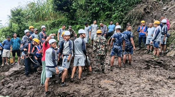 जाजरकोटमा पहिराेमा पुरिएका आमा-छोरा मृत फेला, एक जना बेपत्ता