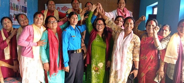अन्तर पार्टी महिला संजालको जिम्मेवारी अञ्जना केसीलााई हस्तान्तरण 