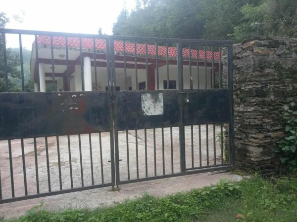 मुसिकोट ८ को स्वास्थ्य चौकीमा जग्गा धनीले लगाएको ताला नगर प्रहरीले खोल्यो, किन लागेको थियो ताला ?