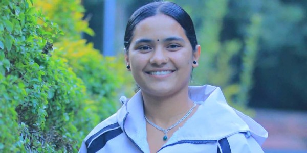 जन्मदिनको अवसरमा बिरामीलाई आर्थिक सहयोग