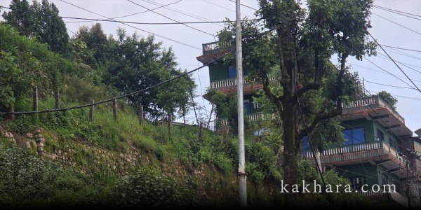 जथाभाबी टाँगिएका खानेपानीका पाइप हटाउन मुसिकोट १ को निर्देशन