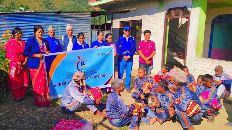 सिटिजन लाइफ इन्स्योरेन्सको ८ औँ वार्षिकोत्सव: बुद्ध भूमि मानव सेवा आश्रमलाई न्यानो कपडा सहयोग