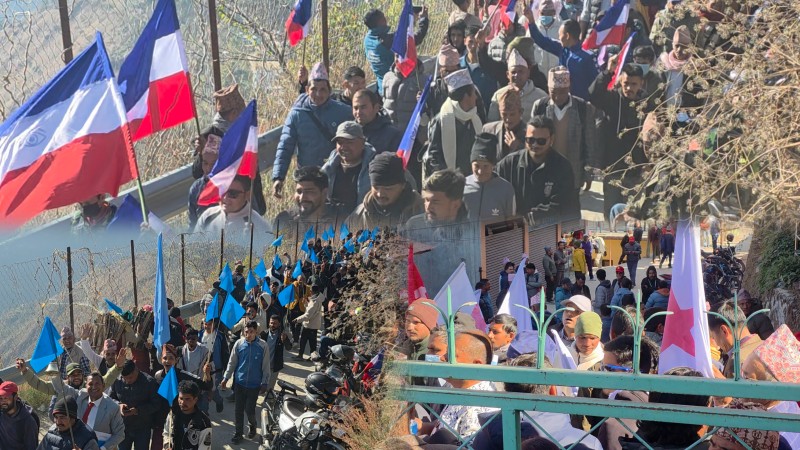 रुकुम पश्चिममा तामझामका साथ मनोनयन दर्ता, १२ दलबाट उम्मेदवारी