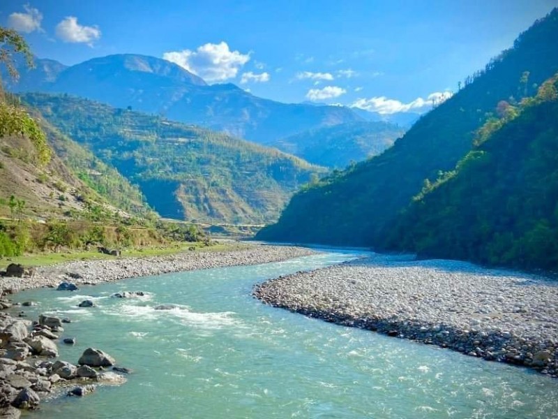 सानीभेरी नदीमा एक पुरूषको शव फेला 