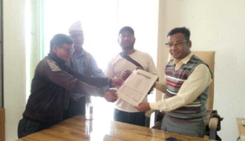 ट्रेड युनियन महासंघ चौरजहारीले बुझायो नगरपालिकालाई माग पत्र