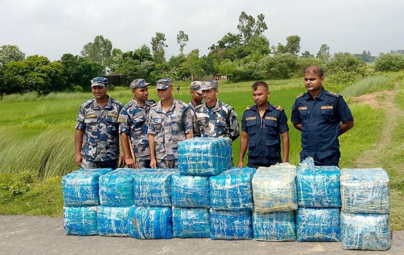 ३९६ किलो गाँजा बरामद