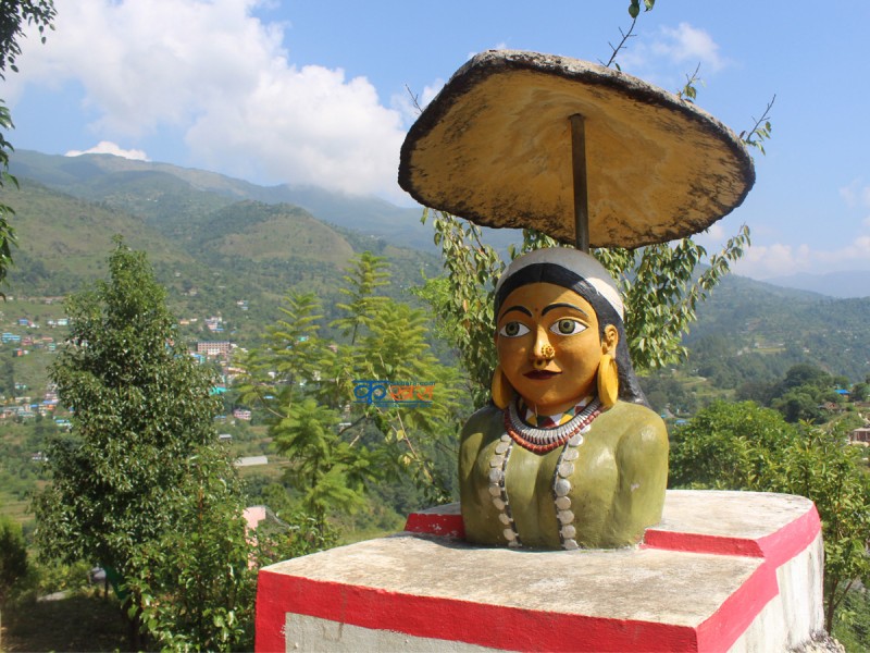 फाेटाेमा हेर्नुस सुनसान मुसीकोटडाँडा