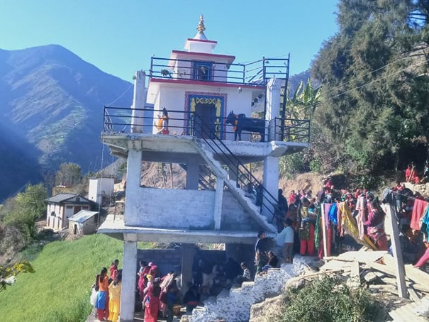 मग्मामा शिव मन्दिर निर्माण