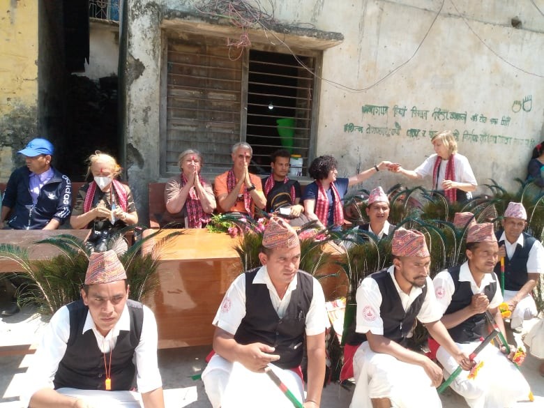स्थानीय साँस्कृतिक झाँकी सहित पर्यटकलाई स्वागत