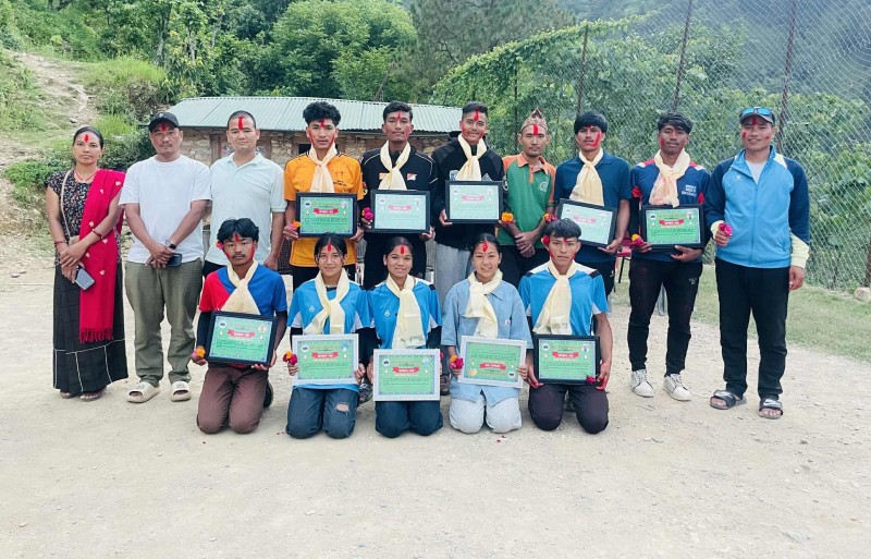 सिस्ने कपमा विजेता हुने खेलाडीलाई सम्मान 