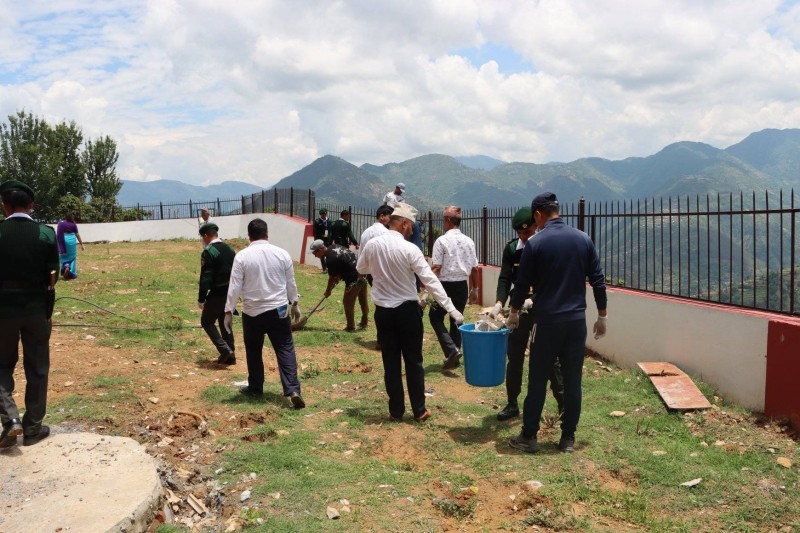 त्रिवेणीमा विविध कार्यक्रम गरी १८ औँ गणतन्त्र दिवस मनाइयो 