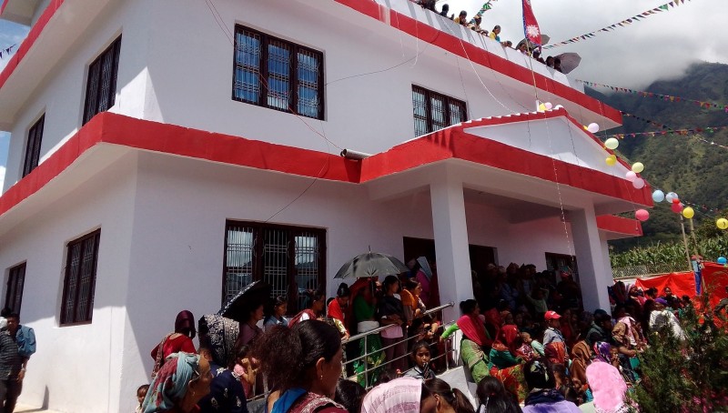 आठविसकोट ७ को नवनिर्मित वडा कार्यालय भवन उद्घाटन 