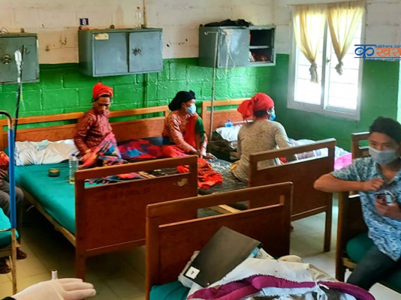 भर्ना गरेर उपचार गर्नुपर्ने कोरोना संक्रमितको संख्या घट्याे