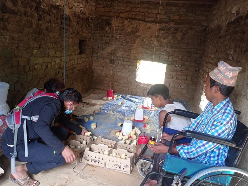 अपांगता भएकाहरुको व्यवसायका लागि चल्ला सहयोग