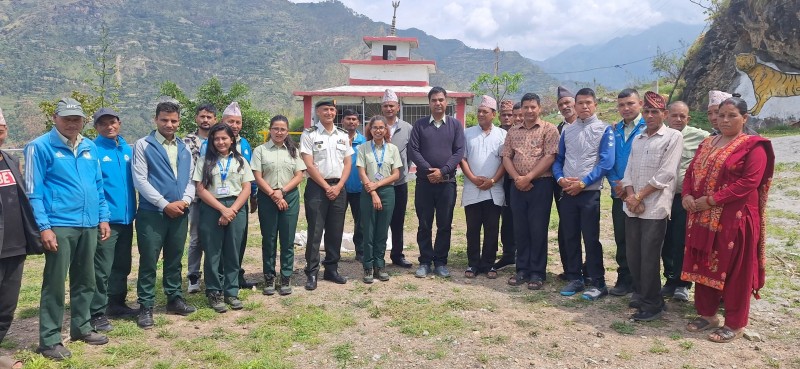 विश्व वातावरण दिवस: बारिपोले मन्दिर र महाकाली मावि परिसरमा वृक्षारोपण