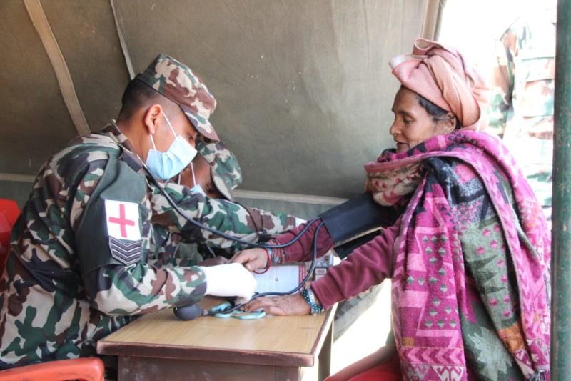 गाेतामकाेटमा सेनाको नि:शुल्क स्वास्थ्य शिविर