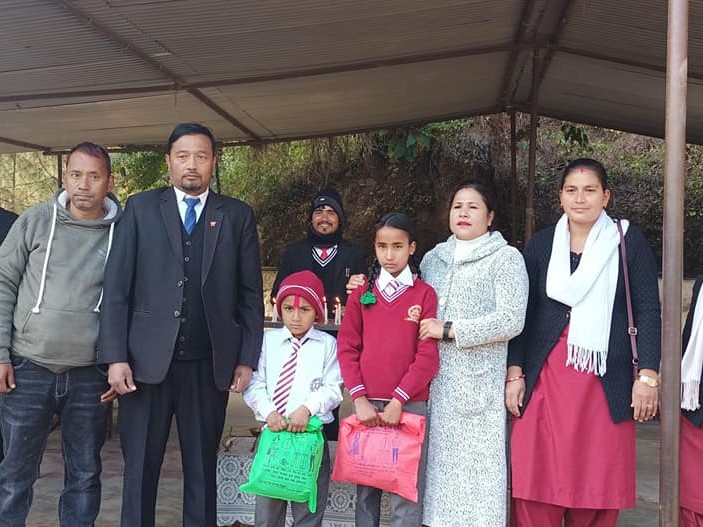 विजयश्वरी बोर्डिङद्धारा छात्रवृत्ति प्रदान