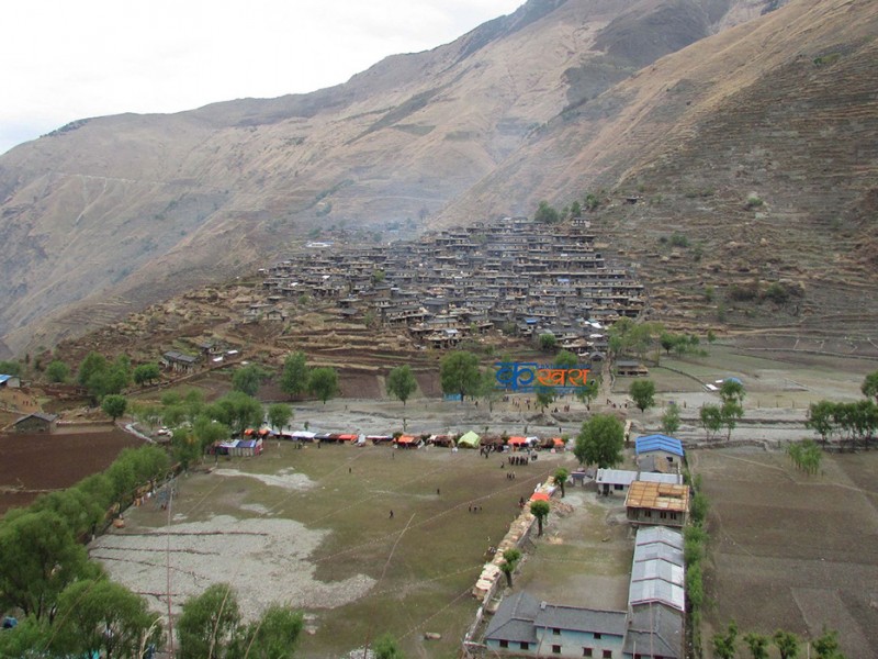 के होलान त रुकुम पूर्वमा चार स्थानीय तह ?