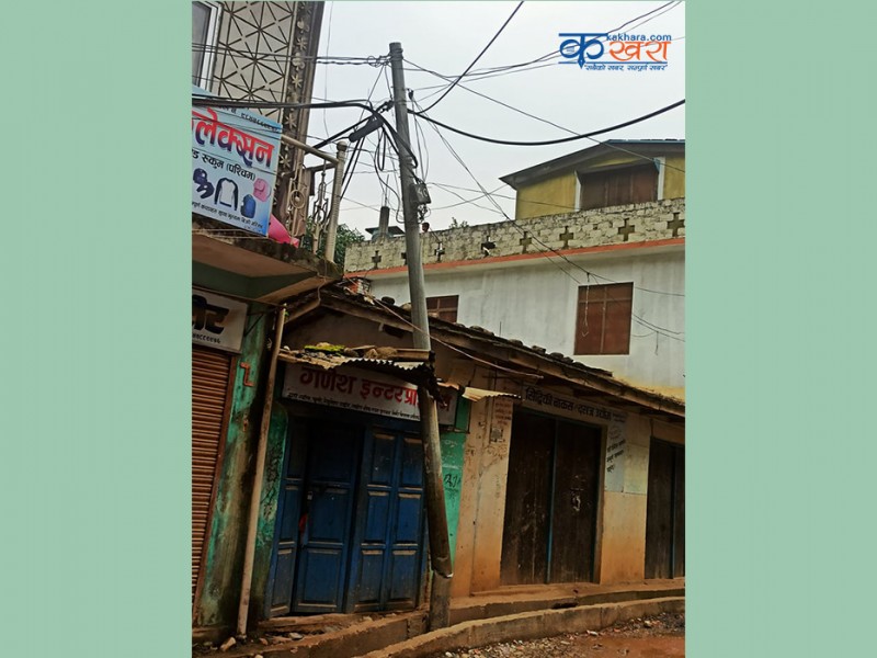 चौरजहारीमा नेपाल टेलिकमको ल्याण्डलाईन फोन र इन्टरनेट सेवा अवरुद्ध