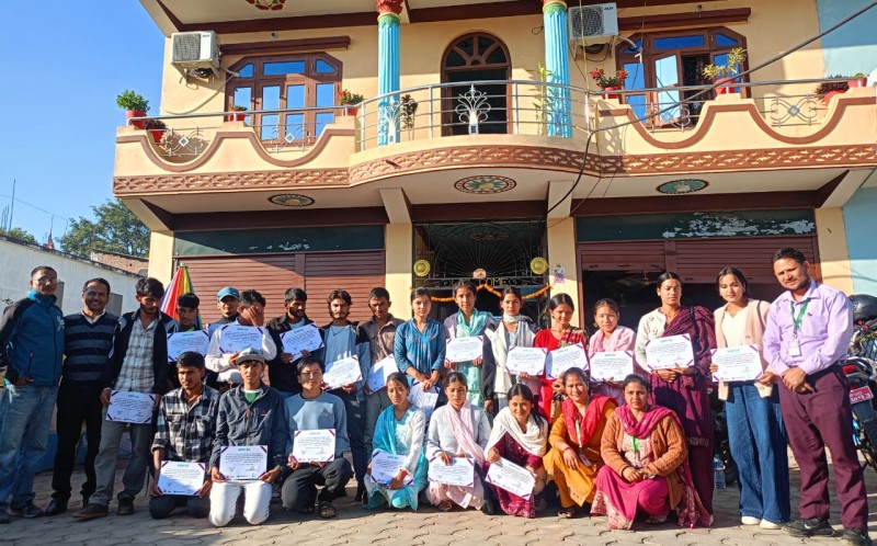 चौरजहारीमा  २ दिने  ब्यवसायी क्षमता अभिवृद्धि तालिम सम्पन्न