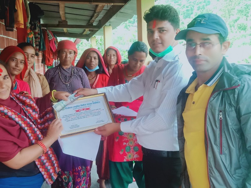 उत्कृष्ठ अंक ल्याउनेलाई डिप्रोक्सको छात्रवृत्ति