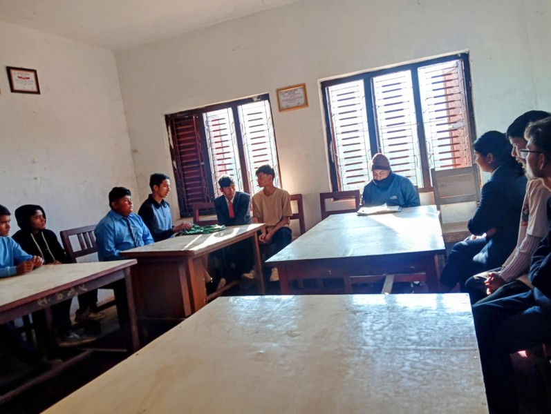 विद्यालय सुधारको माग राख्दै शीतल मावी चौरजहारीमा ज्ञापनपत्र