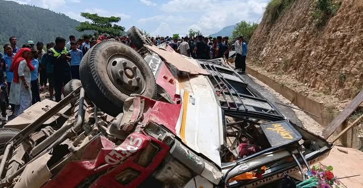 नेटा गाडी दुर्घटना अपडेट:  १५ जना घाइते 