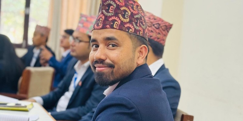 रुकुम पश्चिमको सहायक प्रमुख जिल्ला अधिकारीको जिम्मेवारी ओलीलाई 