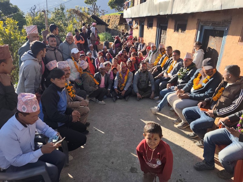 काँग्रेस रुकुम पश्चिमले बाँफिकोटका ९ र त्रिवेणीका ४ वडामा सकायो घरदैलाे 