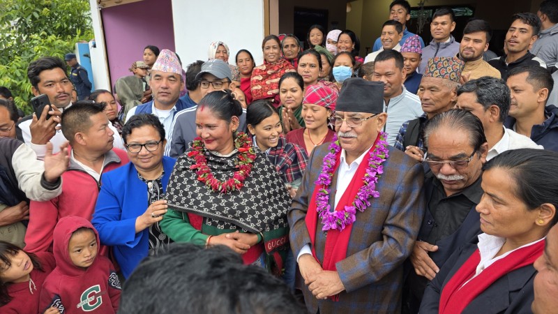 रुकुम पश्चिममा १४ जना माओवादीमा प्रवेश 