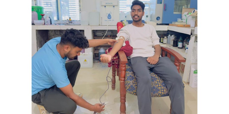 जन्मदिनको अवसरमा नगर अध्यक्ष विश्वकर्माद्वारा रक्तदान