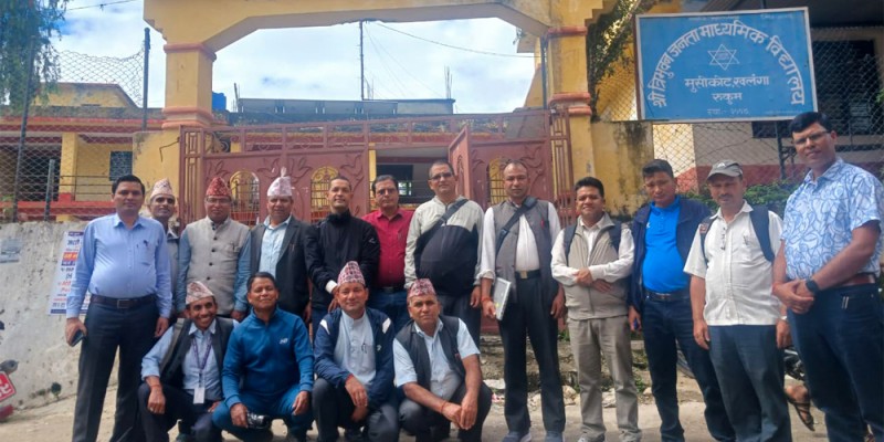 विद्यालय शिक्षा ऐन विरुद्ध शिक्षक महासङ्घ: ७ सय ५३ वटै स्थानीय तह घेराउ गर्ने चेतावनी