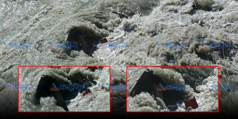 ठुली भेरी नदीमा खसेको टिप्पर ५ सय मिटर तल भेटियो, निकाल्ने प्रयास जारी 