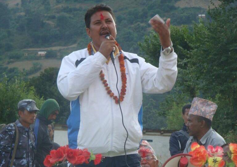 प्रेमप्रकाश ओली विरुद्ध दाबि विरोध, बैंकिङ कसुरमा दोषि ठहरिएकोले उम्मेदवारी खारेजिको माग